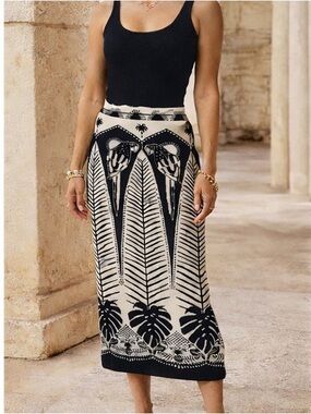 Farm Rio Macaw Elegance black  knit skirt NWT-Large